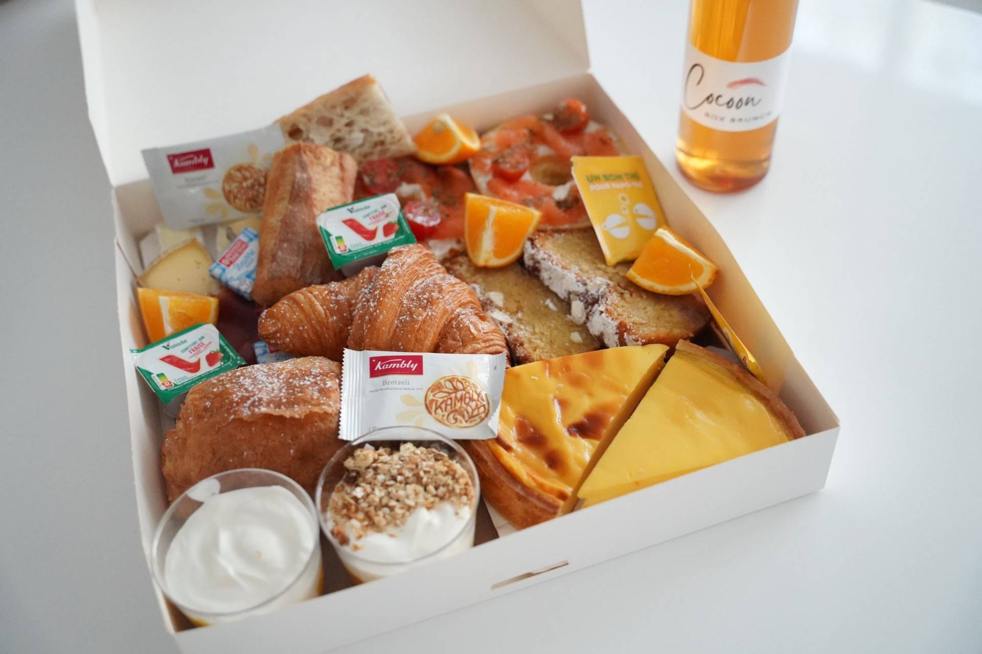 Brunch CocoonBox - Livraison de brunchs à Clermont-Ferrand et agglomération | Contenu de la Box « Délicieuse » Duo à 41 €